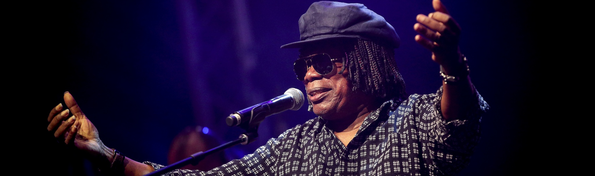 Capa Milton Nascimento - Site Noize