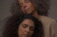 Luiza Brina e Iara Rennó (feature)