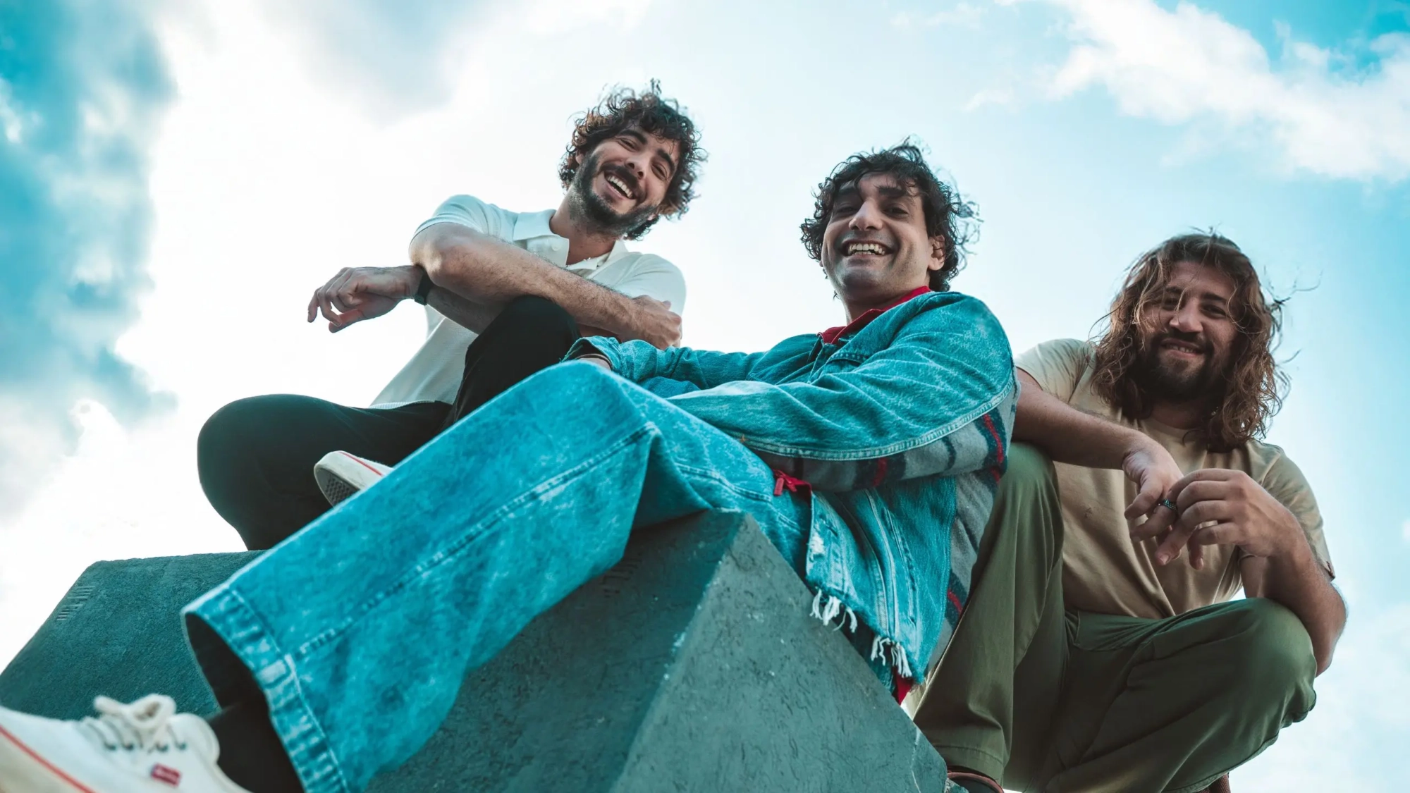 Cor dos Olhos lança álbum de estreia; leia faixa a faixa - NOIZE