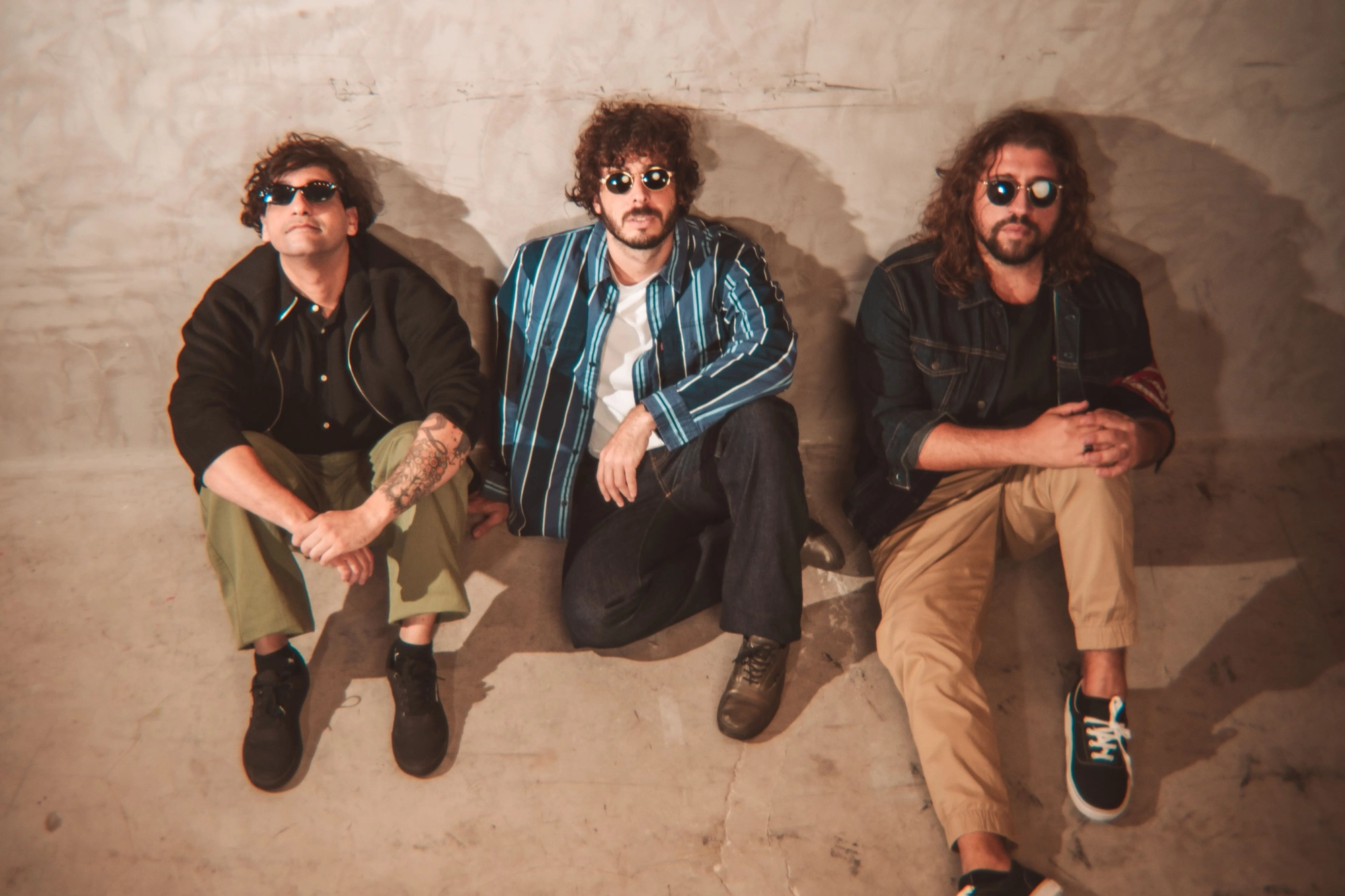Cor dos Olhos lança álbum de estreia; leia faixa a faixa - NOIZE