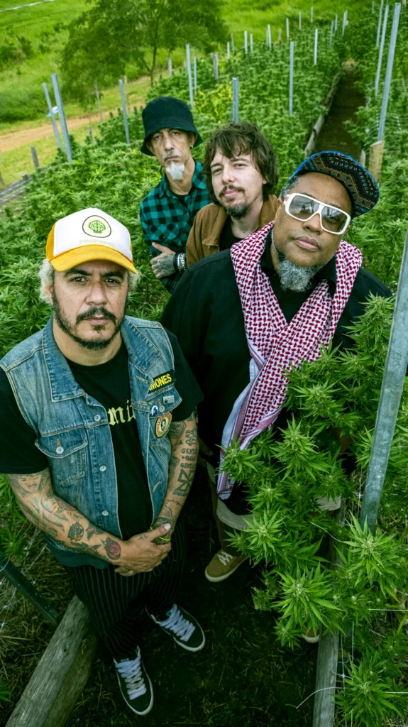 Planet Hemp - JARDINEIRO - foto Rodrigo Braga