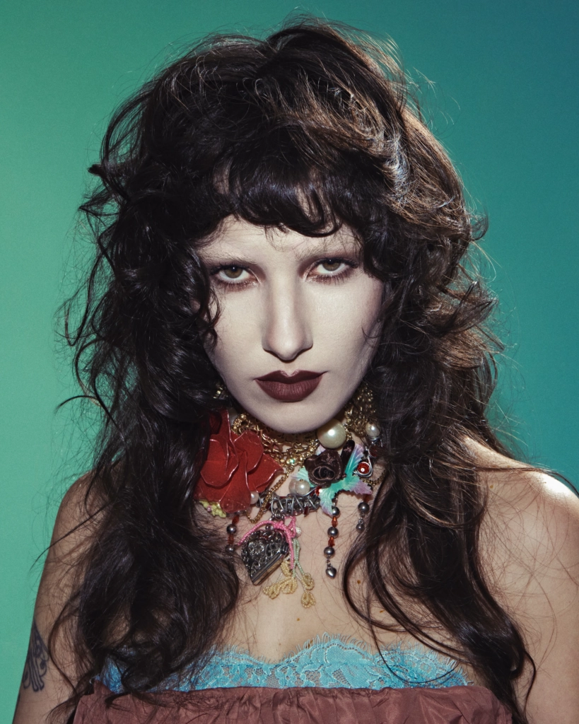 divulgação 1 Sentimental Palace - Por Gabriela Schmidt