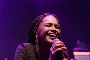 teresa cristina (feature)